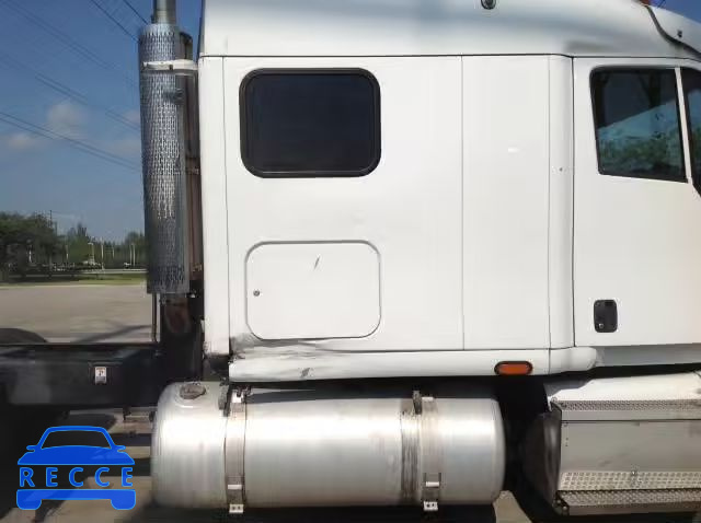 2005 PETERBILT CONVENTION 1XP7D49X15D838434 image 8