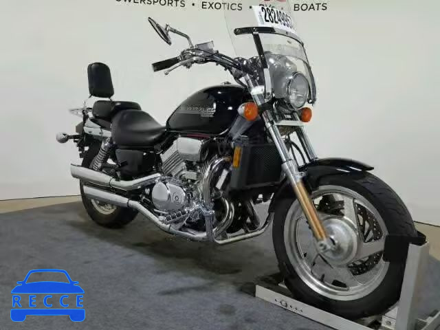 1997 HONDA VF750C JH2RC4306VM301655 image 1