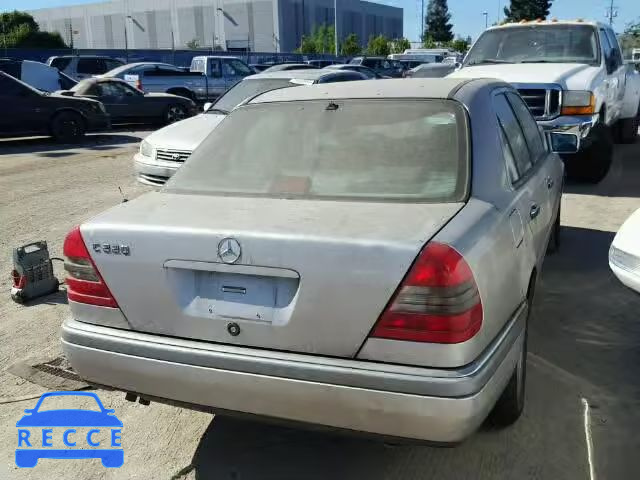 1995 MERCEDES-BENZ C220 WDBHA22E4SF242924 image 3