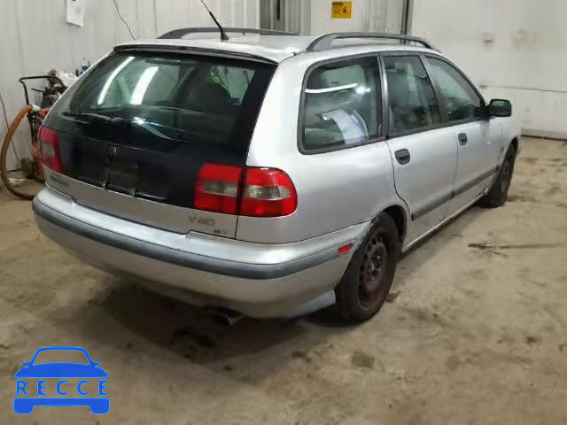 2000 VOLVO V40 YV1VW2552YF483868 image 3