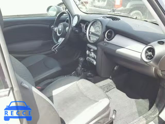 2009 MINI COOPER CLU WMWML33589TX36162 image 4