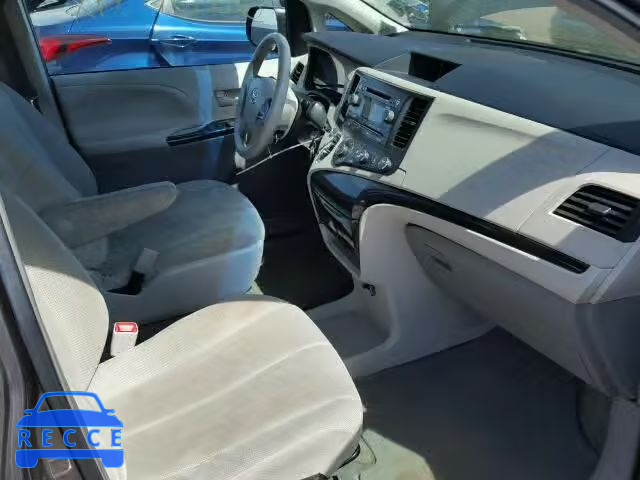 2011 TOYOTA SIENNA 5TDZK3DC5BS049539 image 4