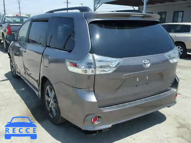 2017 TOYOTA SIENNA SE 5TDXZ3DC8HS781742 image 2