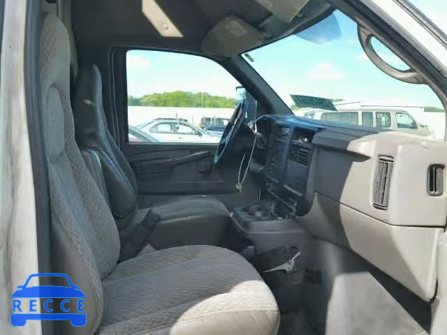 2005 CHEVROLET EXPRESS CU 1GBJG31U051229139 Bild 4