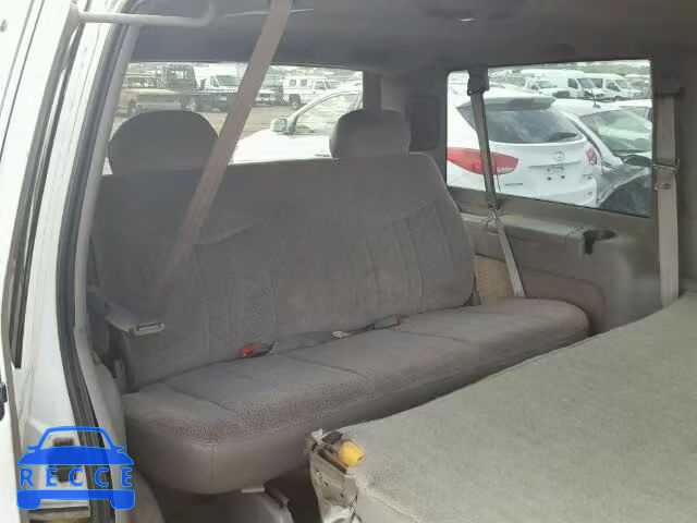 1999 GMC SAFARI 1GKDM19W3XB534714 image 8