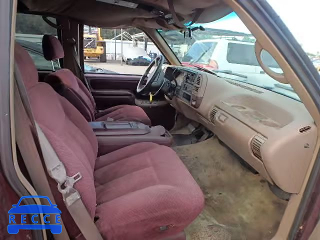 1995 CHEVROLET SUBURBAN 1GNEC16KXSJ308941 image 4