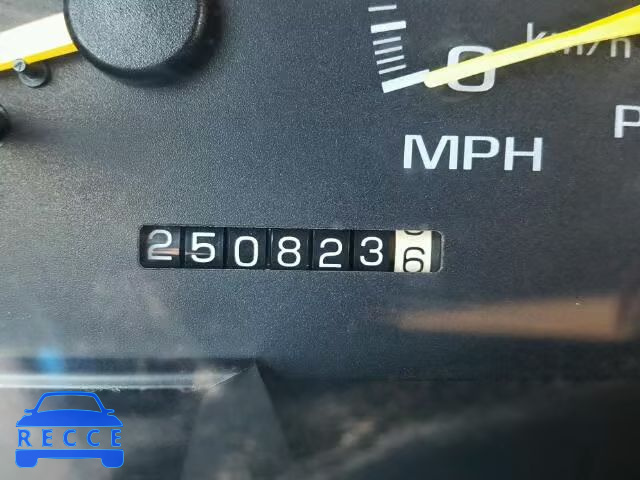 1997 GMC YUKON 1GKEK13R6VJ749021 image 7