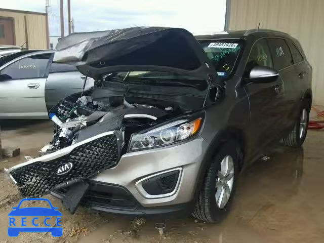 2017 KIA SORENTO LX 5XYPG4A39HG194186 image 1