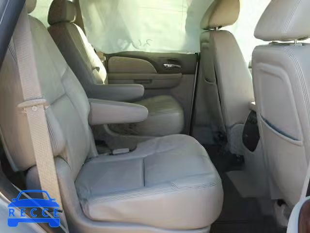 2010 CHEVROLET TAHOE LT 1GNUKBE03AR223198 image 5