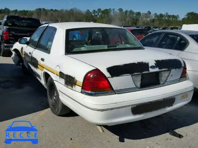 2000 FORD CROWN VIC 2FAFP71W9YX144733 image 2