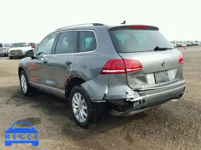 2015 VOLKSWAGEN TOUAREG V6 WVGEF9BP7FD007494 Bild 2