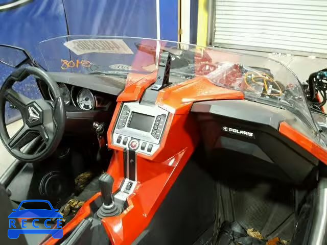 2016 POLARIS SLINGSHOT 57XAAPFA5G5109990 Bild 8