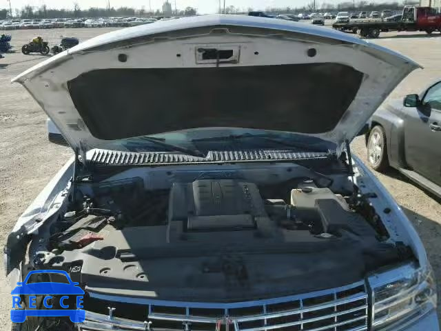 2011 LINCOLN NAVIGATOR 5LMJJ2H59BEJ09536 image 6