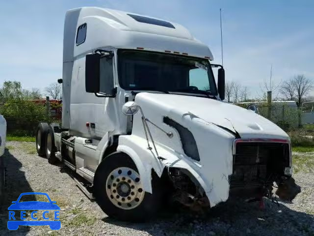 2006 VOLVO VNL 4V4NC9GH16N433453 Bild 0