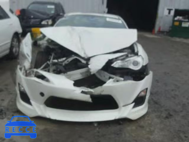 2013 SCION FRS JF1ZNAA14D1717271 image 8