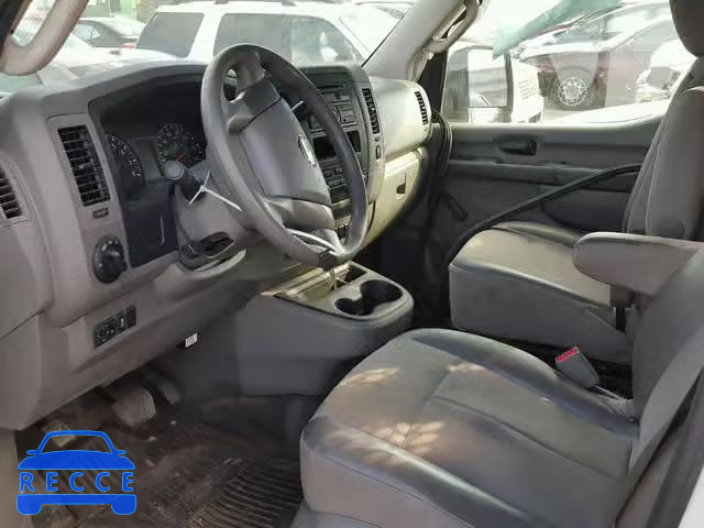 2014 NISSAN NV 2500 1N6BF0LY6EN107764 image 4