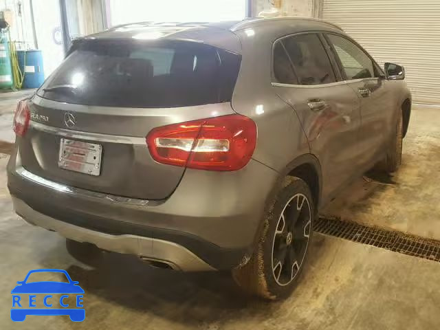 2018 MERCEDES-BENZ GLA 250 WDCTG4EB0JJ384765 image 3