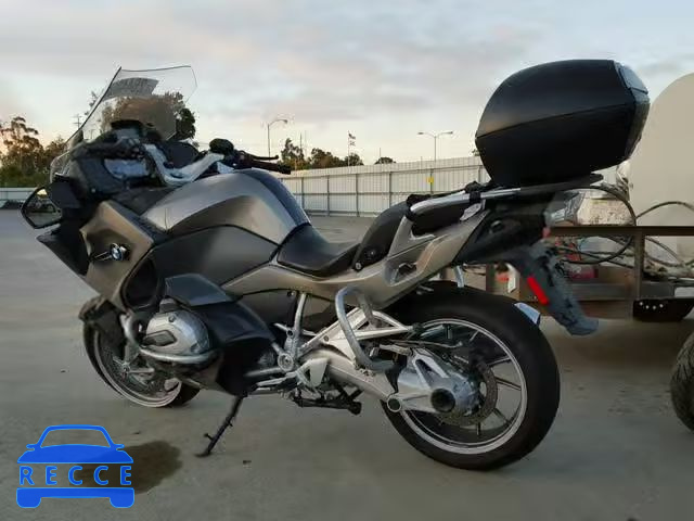 2016 BMW R1200 RT WB10A1305GZ194946 Bild 2