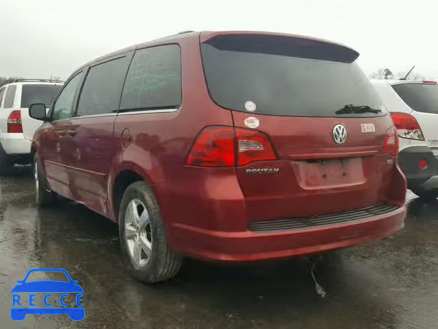 2011 VOLKSWAGEN ROUTAN SEL 2V4RW5DG7BR658505 image 2