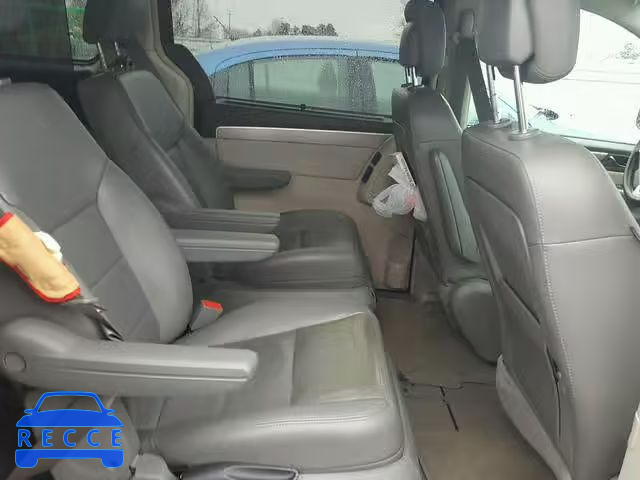 2011 VOLKSWAGEN ROUTAN SEL 2V4RW5DG7BR658505 зображення 5