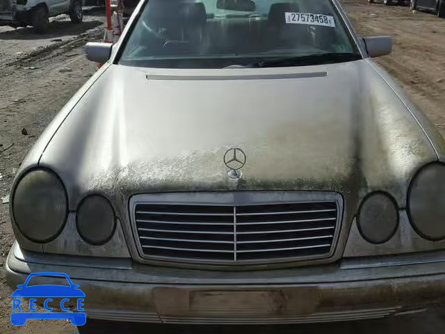 1999 MERCEDES-BENZ E 300TD WDBJF25H5XA939094 Bild 6