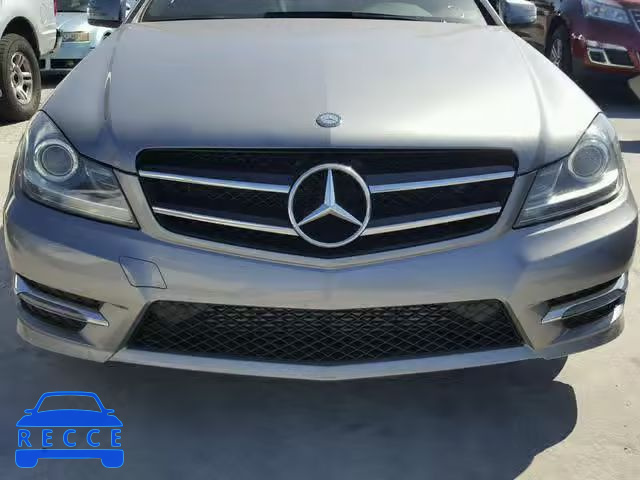 2015 MERCEDES-BENZ C 250 WDDGJ4HB6FG372215 image 8