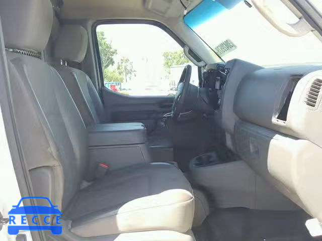 2015 NISSAN NV 1500 1N6BF0KX0FN809301 image 4