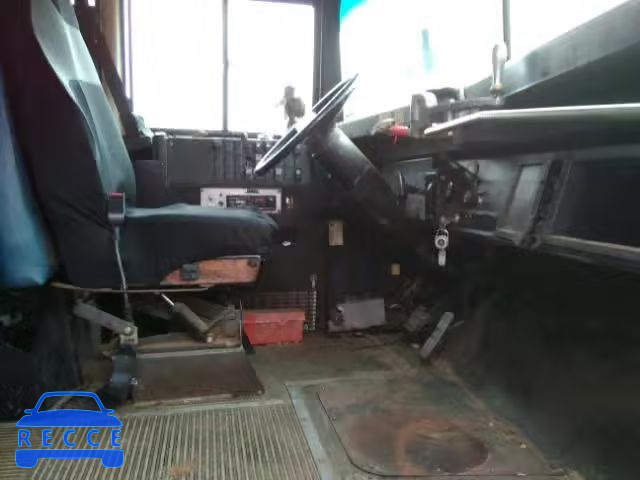1998 INTERNATIONAL 3000 3800 1HVBBABNXWH517229 image 4