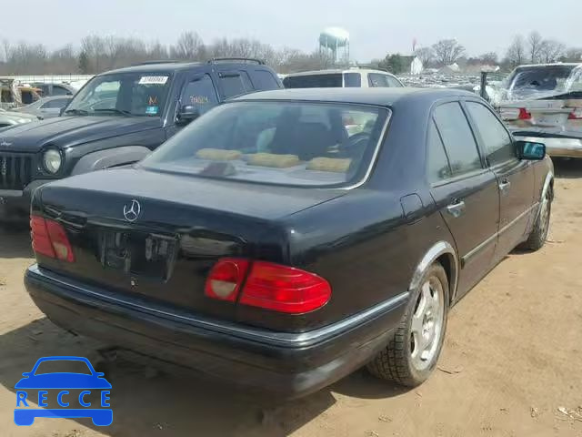 1996 MERCEDES-BENZ E 300D WDBJF20F8TJ024157 Bild 3