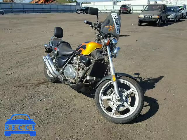 1988 HONDA VF750 C 1HFRC2803JA101243 зображення 0