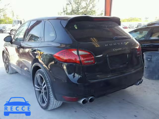 2011 PORSCHE CAYENNE TURBO WP1AC2A26BLA82386 Bild 2