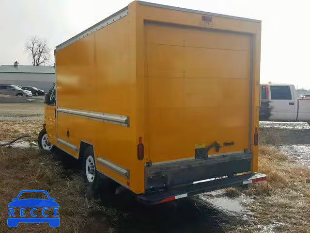 2017 GMC SAVANA CUT 1GD07RFF0H1910485 image 2