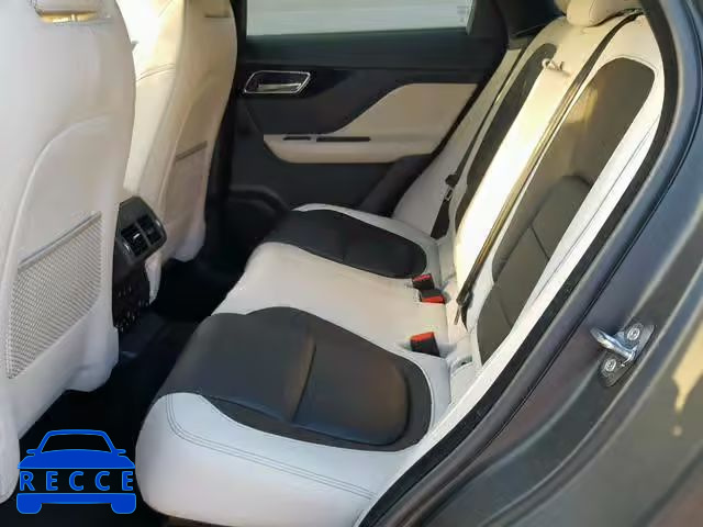 2019 JAGUAR F-PACE S SADCM2FV8KA391254 image 5