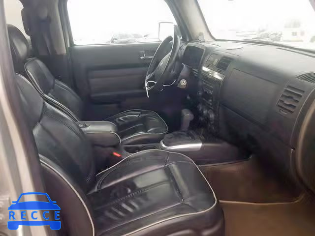 2010 HUMMER H3 LUXURY 5GTMNJEE5A8123088 image 4
