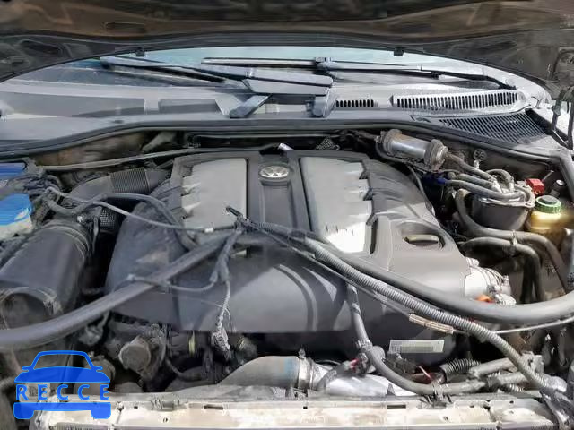 2010 VOLKSWAGEN TOUAREG TD WVGFK7A97AD003901 Bild 6