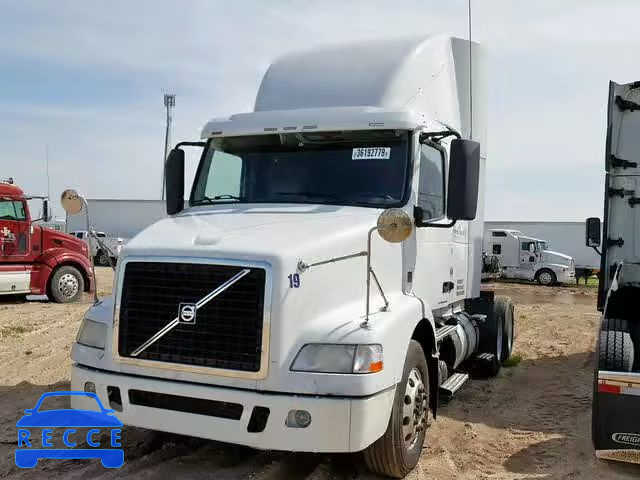2012 VOLVO VN VNM 4V4MC9EH4CN550521 image 1