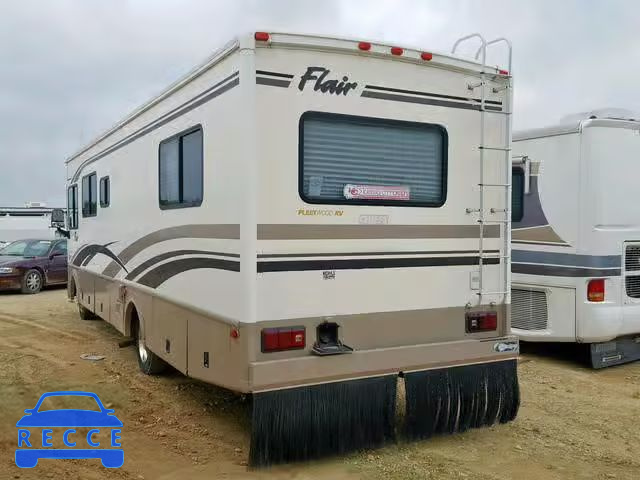 2002 WORKHORSE CUSTOM CHASSIS MOTORHOME 5B4LP57G823355692 Bild 2