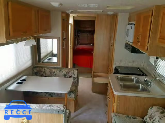 2002 WORKHORSE CUSTOM CHASSIS MOTORHOME 5B4LP57G823355692 Bild 5