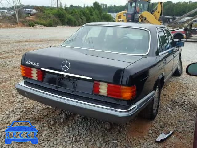 1990 MERCEDES-BENZ 300 SE WDBCA24E8LA541239 image 3