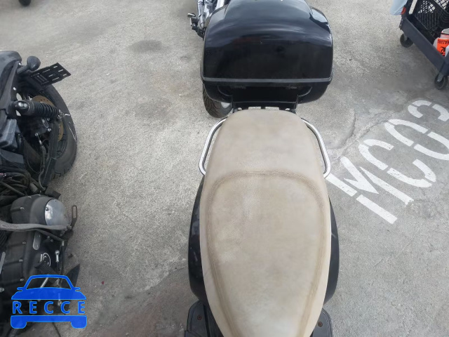 2010 VESPA LX 150 ZAPM448F3A5018551 image 5