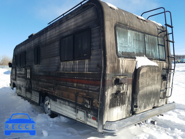 1985 CHEVROLET MOTORHOME 1GBKP37W4F3331594 Bild 2