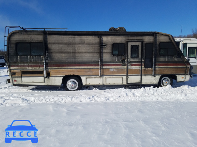 1985 CHEVROLET MOTORHOME 1GBKP37W4F3331594 image 8