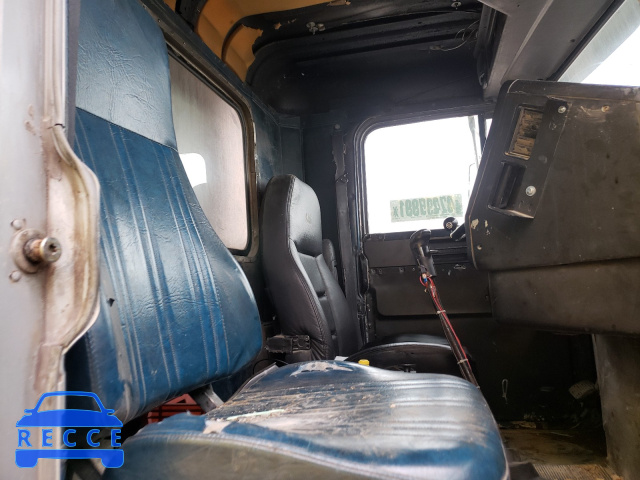 1989 FREIGHTLINER CONVENTION 1FUYDCYB8KH344641 image 4