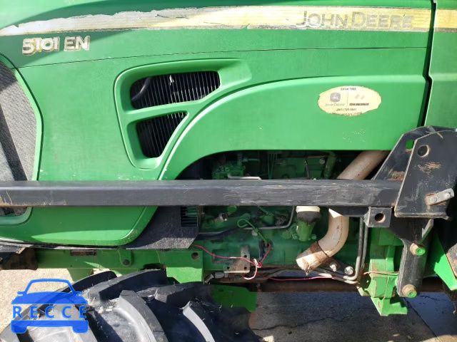 2016 JOHN DEERE TRACTOR 1LV5101EKFZ760083 Bild 6