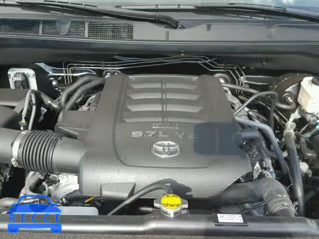 2017 TOYOTA TUNDRA CREWMAX 5TFAY5F18HX610063 image 6