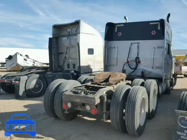 2004 PETERBILT CONVENTION 1XP5DB9X64D805942 Bild 3