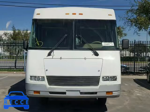1995 CHEVROLET P30 1GBKP37N8S3326528 image 9