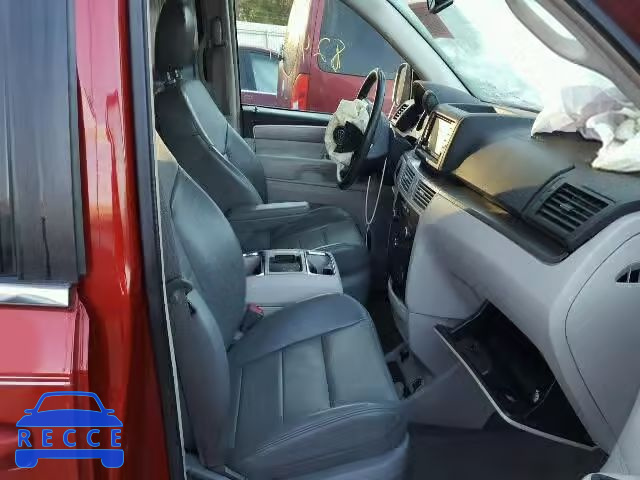 2009 VOLKSWAGEN ROUTAN SEL 2V8HW54X79R560756 image 4