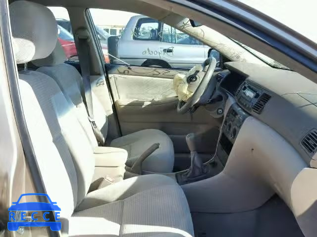 2005 TOYOTA COROLLA 1NXBR32E15Z511494 image 4