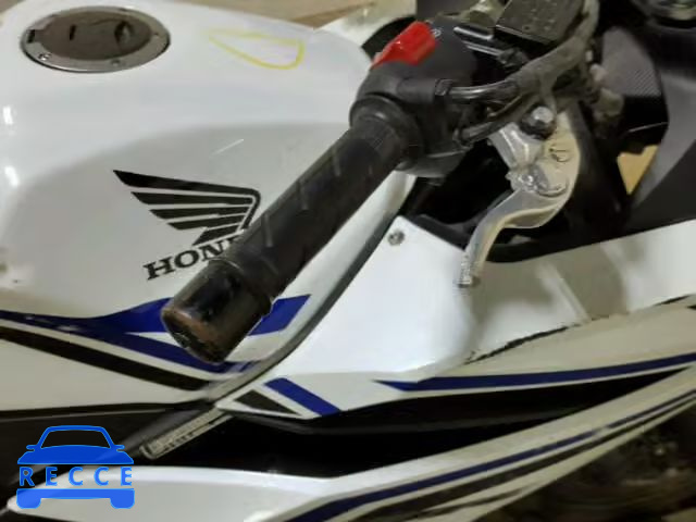 2016 HONDA CBR500R MLHPC446XG5300859 image 17